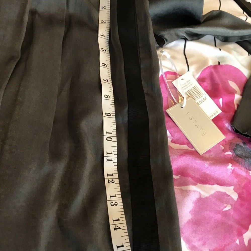 medium romper - Picture 10 of 12
